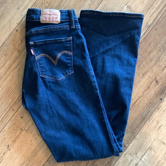 Levi's Denim - Levi Strauss curvy bootcut blue jeans size 28